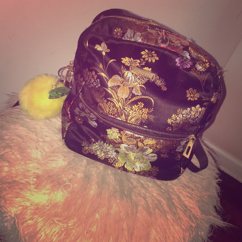 Tahari bookbag